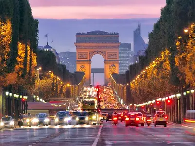 Vue générale sur Paris ou vue de la ville depuis l'appartement