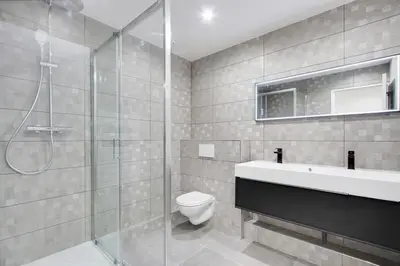 Salle de bains dans l'établissement TROCADERO/ EIFFEL TOWER - 3 Bedrooms- All New!