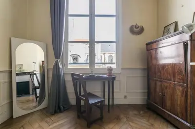 Plan de l'établissement Paris-sur-seine-chez-caroline