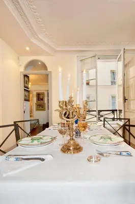 Nourriture dans l'appartement ou à proximité