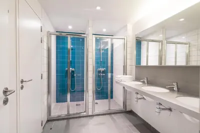 Salle de bains dans l'établissement FIAP Paris