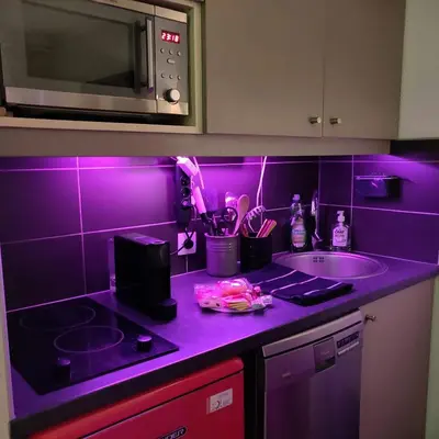 Cuisine ou kitchenette dans l'établissement StayParis