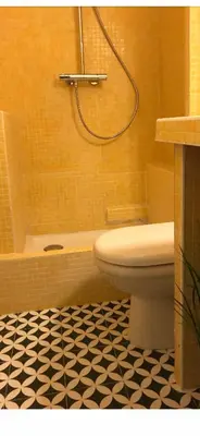 Salle de bains dans l'établissement Cozy Studio Paris 5 Luxembourg Garden Central Aldaro