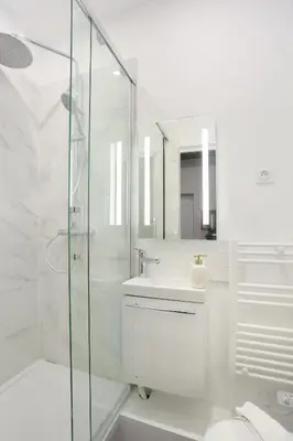 Salle de bains dans l'établissement Rent a Room - Residence Charon