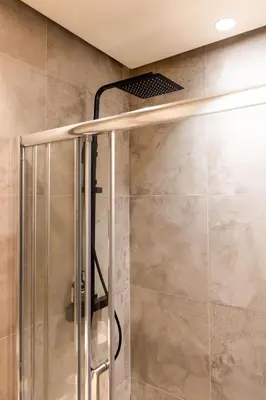 Salle de bains dans l'établissement Spacious apartment - 3BR-8P - Moulin Rouge
