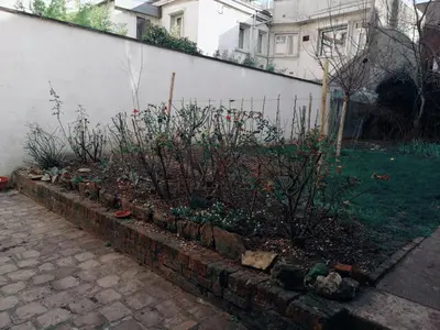 Jardin de l'établissement Studio situé dans un quartier calme et résidentiel à Montrouge à seulement 2 minutes du métro