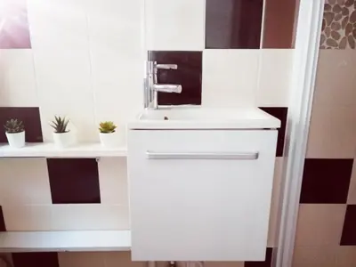 Cuisine ou kitchenette dans l'établissement Studio situé dans un quartier calme et résidentiel à Montrouge à seulement 2 minutes du métro