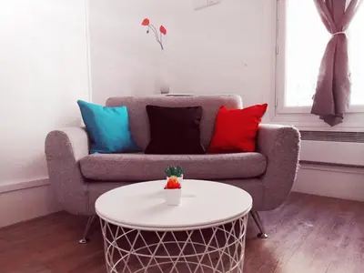 Coin salon dans l'établissement Studio situé dans un quartier calme et résidentiel à Montrouge à seulement 2 minutes du métro