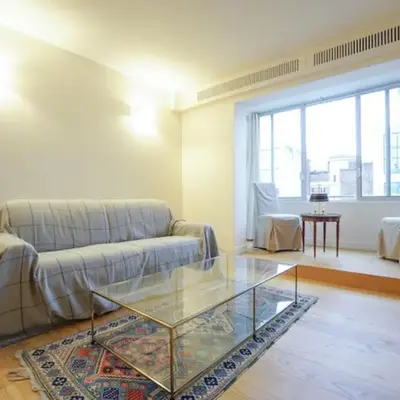 Beautiful new Apartment with carpark