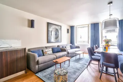 Coin salon dans l'établissement 131 - Urban Brand New 110m2 Beautiful Flat in Montorgueil