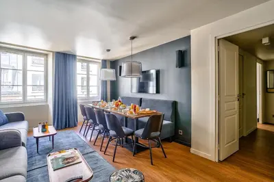 Coin salon dans l'établissement 134 - Urban Gorgeous Flat in Montorgueil