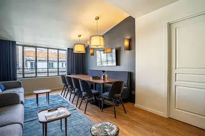 Coin salon dans l'établissement 135 - Urban Five Star Apartment in Center of Paris