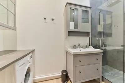 Salle de bains dans l'établissement Luxury home in heart of PARIS!Opera/Eurostar 6pers