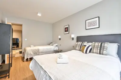 Un ou plusieurs lits dans un hébergement de l'établissement 121 - Urban Gorgeous Flat in Montorgueil