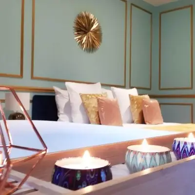 Suite Anna In Paris Republique