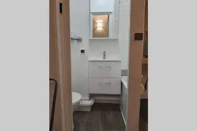 Salle de bains dans l'établissement STUDIO RUE GAUTHEY PARIS 17