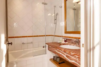 Salle de bains dans l'établissement Hotel Pas De Calais