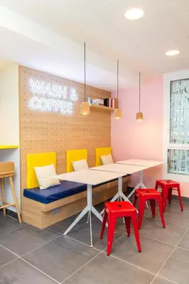 Coin salon dans l'établissement Auberge de jeunesse Hosho Paris Sud - Porte d'Italie