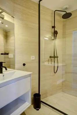 Salle de bains dans l'établissement Apartments Du Louvre St Honoré