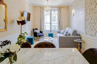Coin salon dans l'établissement Apartments Du Louvre St Honoré