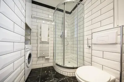 Salle de bains dans l'établissement NEAR EIFFEL TOWER - BEAUTiFUL FLAT