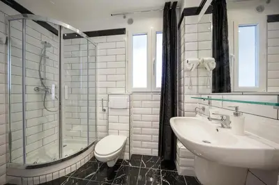 Salle de bains dans l'établissement NEAR EIFFEL TOWER - BEAUTiFUL FLAT