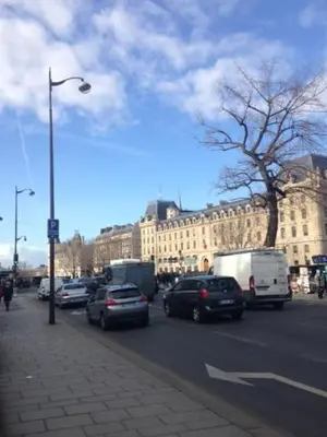 Quartier de l'hôtel ou autre quartier proche
