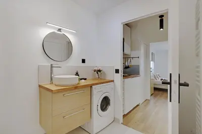 Plan de l'établissement Buttes Chaumont - Sunny 2P apartment