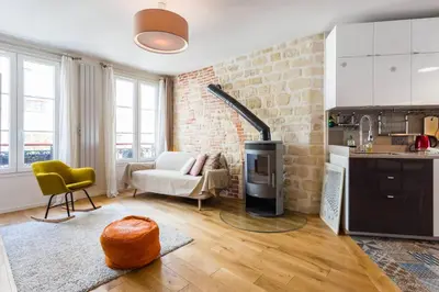 Cuisine ou kitchenette dans l'établissement Appartement calme au coeur de Montmartre !