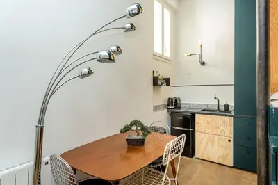 Cuisine ou kitchenette dans l'établissement SLEEPOO - Cocooning 6