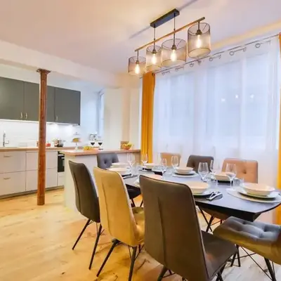 Luxueux Duplex 6 - 8pers - Full Equipped - République