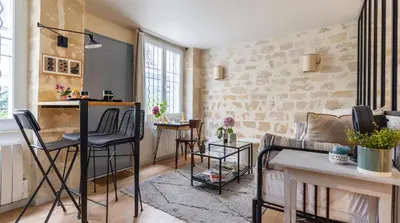 Coin salon dans l'établissement L'Atelier Dupont Paris - Live like a local, Close to Marais & Bastille