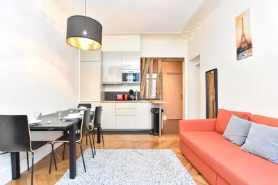 Cuisine ou kitchenette dans l'établissement CMG Résidence Réaumur