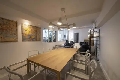 Coin salon dans l'établissement LE PATIO D'ALÉSIA