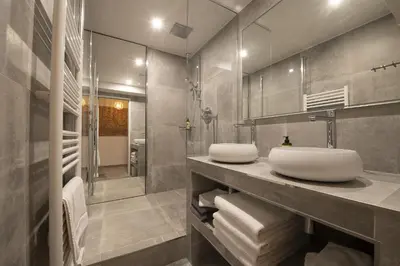 Salle de bains dans l'établissement LE PATIO D'ALÉSIA