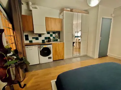 Cuisine ou kitchenette dans l'établissement BESTInPARIS