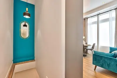 Coin salon dans l'établissement NEWLY RENOVATED ! Stunning 2BR Apt in the Heart of Paris 15