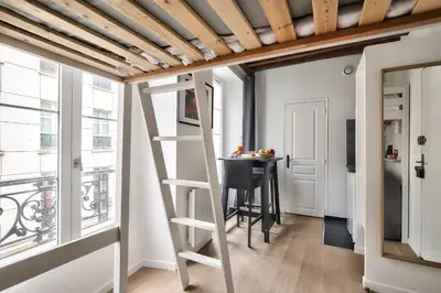 Plan de l'établissement Lovely Mezzanine Studio in the Heart of Paris 3M