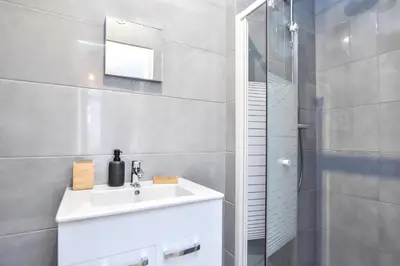 Salle de bains dans l'établissement Superb apartment - 6P- Center of Paris