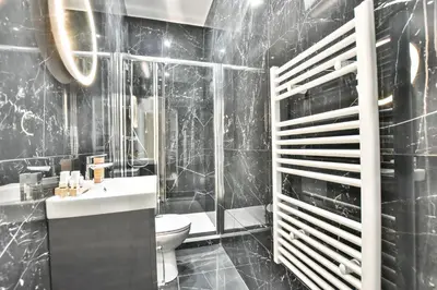 Salle de bains dans l'établissement Welcoming apartment - 1BR-4P -Grands Boulevards