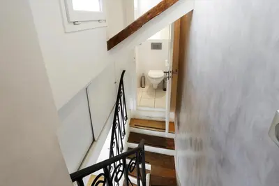 Plan de l'établissement Habitat Parisien - 1BR-1BA - Duplex Louvre Museum