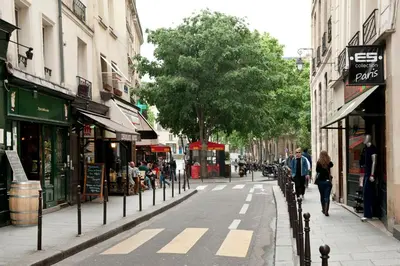 Quartier de l'appartement ou autre quartier proche
