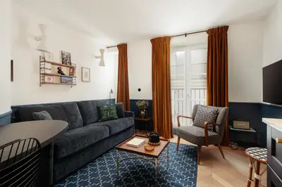 Coin salon dans l'établissement My Maison In Paris Montmartre