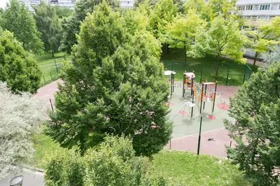 Aire de jeux pour enfants de l'établissement Double bedroom with shared kitchen & bathroom, Paris