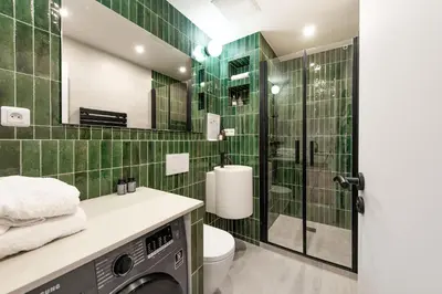 Salle de bains dans l'établissement Central and renovated Parisian apartment, 6-7 guests