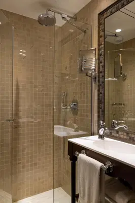 Salle de bains dans l'établissement Hôtel & Spa Vinci Due