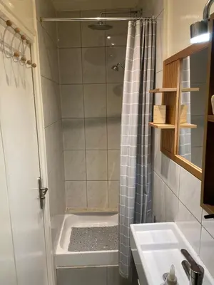 Salle de bains dans l'établissement Cosy, charming apartment with courtyard