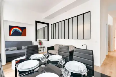 Coin salon dans l'établissement Chic apartment - 2BR-6P - Boulevard Saint-Germain