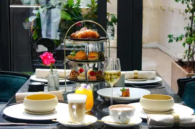 Nourriture dans l'hôtel ou à proximité