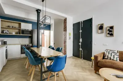 Cuisine ou kitchenette dans l'établissement 180 Suite Steph - Superbe Appartement à Paris